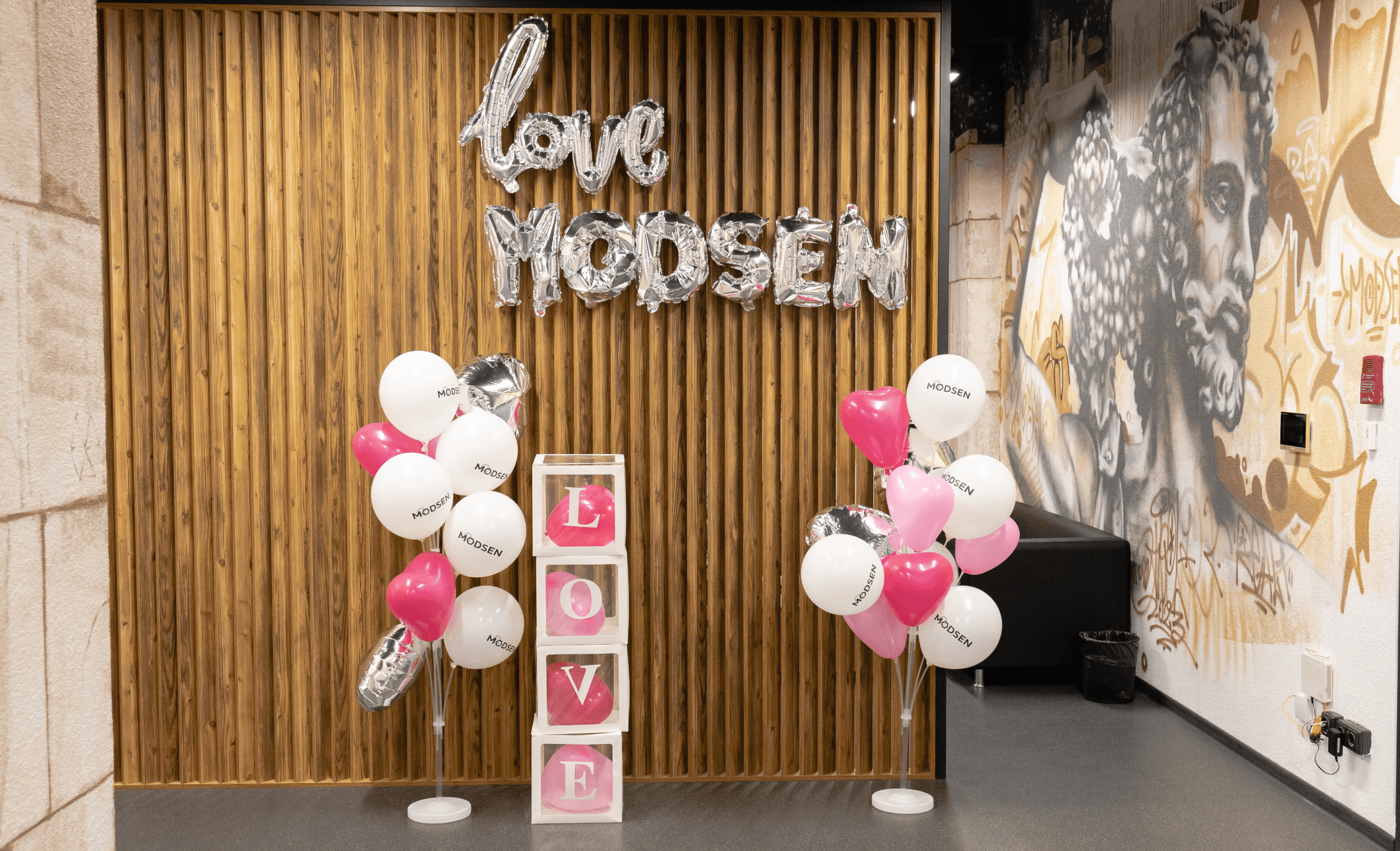 Valentine's Day photo zone Valentine's Day photo zone