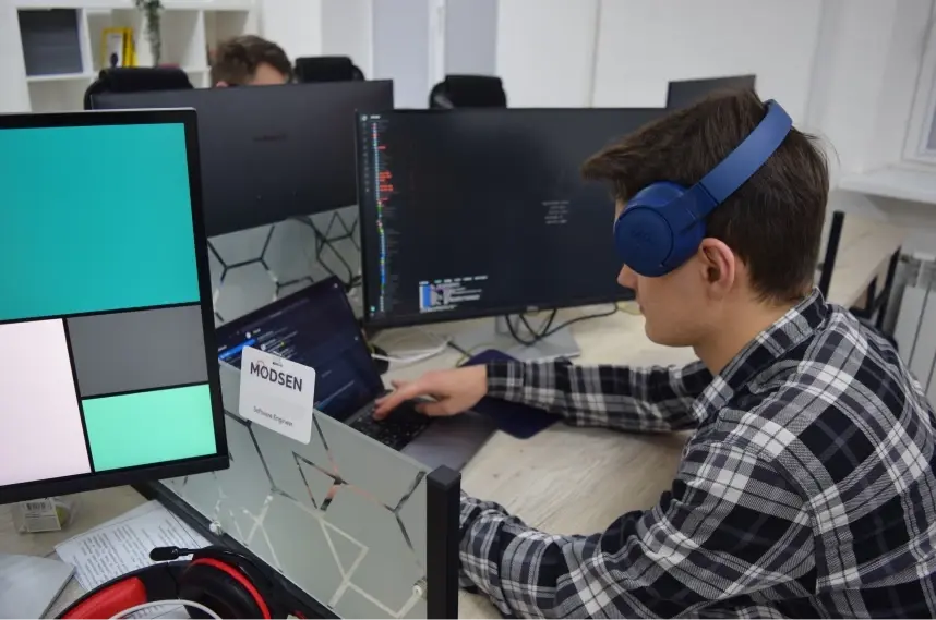 Modsen AI developer